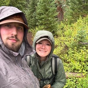 Meet your Posher, Dustin